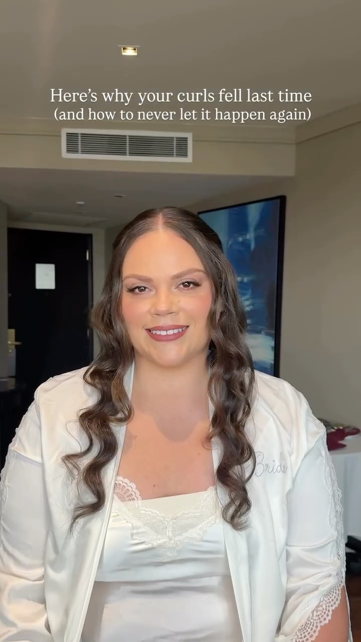 You’ve probably heard “my curls never last” but here’s what I tell all my brides 👇

Curls don’t just fall just because because…

They usually fall because:
✨ There’s no prep.
✨ There’s too much moisture.
✨ You’ve used the wrong products or technique.

Once we tailor your hair prep, everything changes — shine, hold, longevity…E V E R Y T H I N G.

Comment your wedding date & I’ll tell you the glam vibe I’d recommend 💌